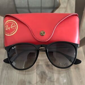 Women’s Ray Ban sunglasses